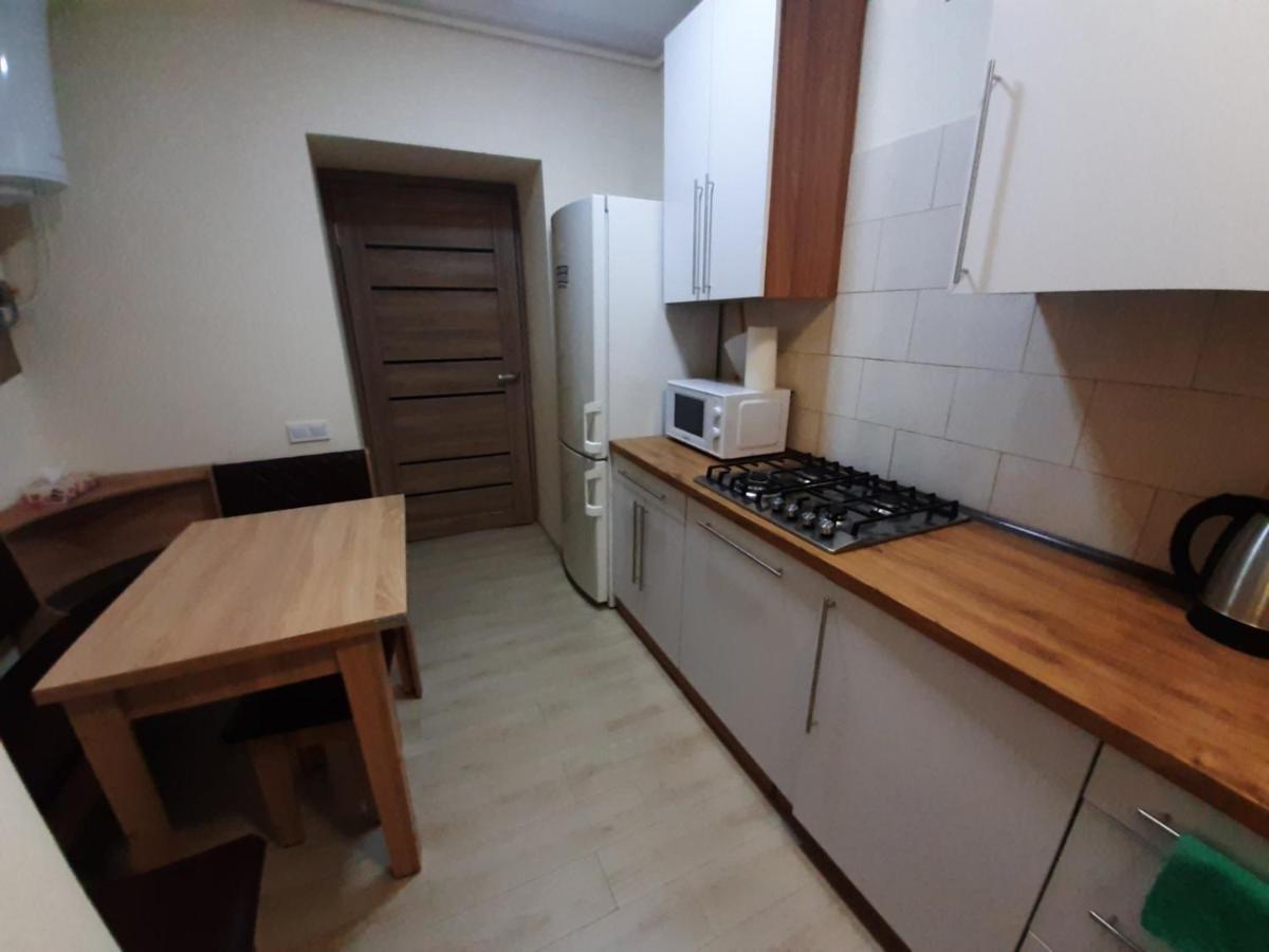 Marka Vovchka Apaartment Leópolis Exterior foto